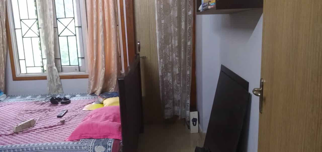 Semi Furnished 4bhk semi furnished apartment in Kahilipara, Guwahati, Assam, India for Rent